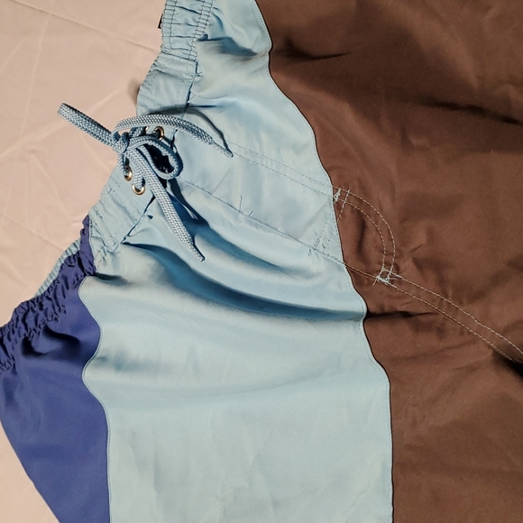 Pierre Cardin swimsuit - Picture 3 of 8